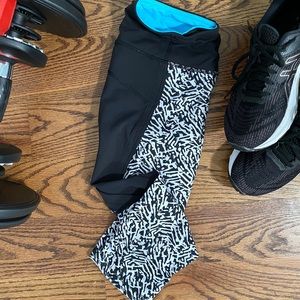 Rare edition lulu lemon 17”crops